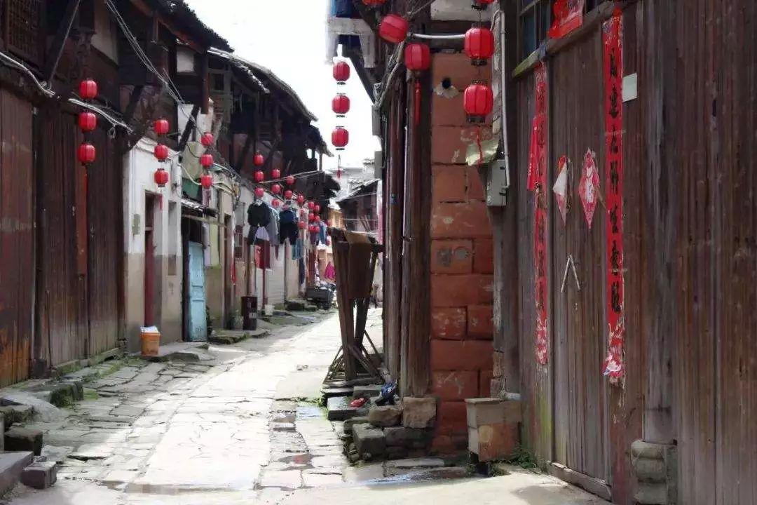喜羊羊兄妹雪球大战3
